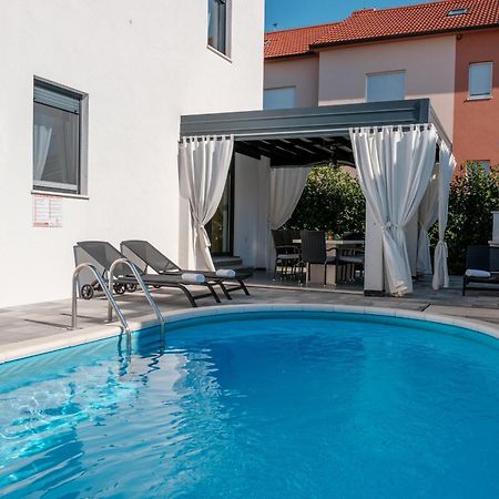 Villa Essenza - Luksuzne Kuce Za Odmor Водице Екстер'єр фото