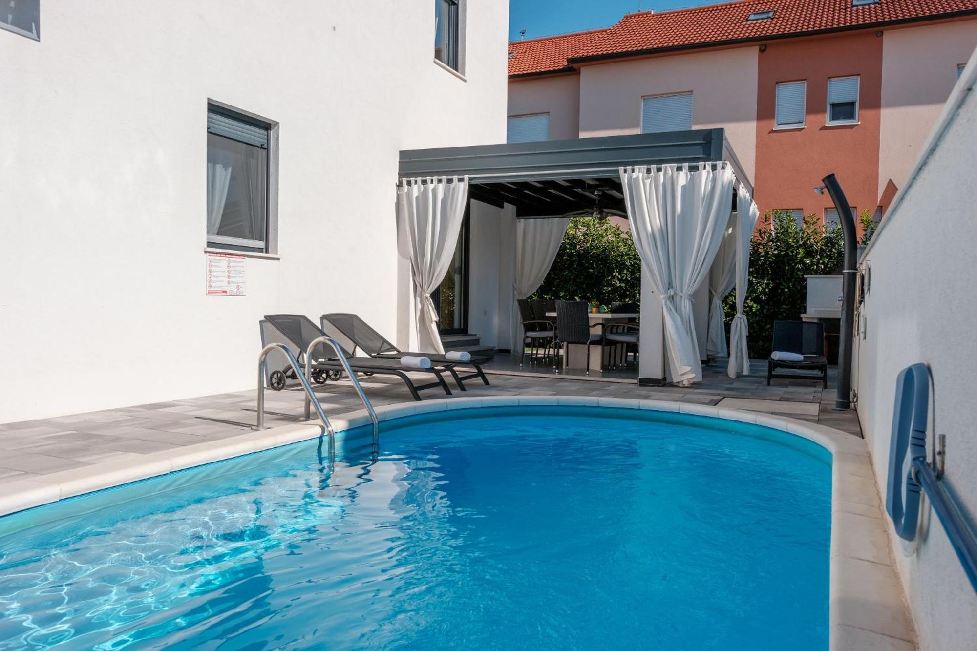 Villa Essenza - Luksuzne Kuce Za Odmor Водице Екстер'єр фото